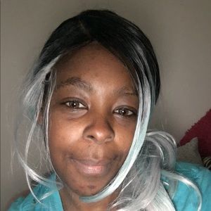 Meet your Posher, Ms.